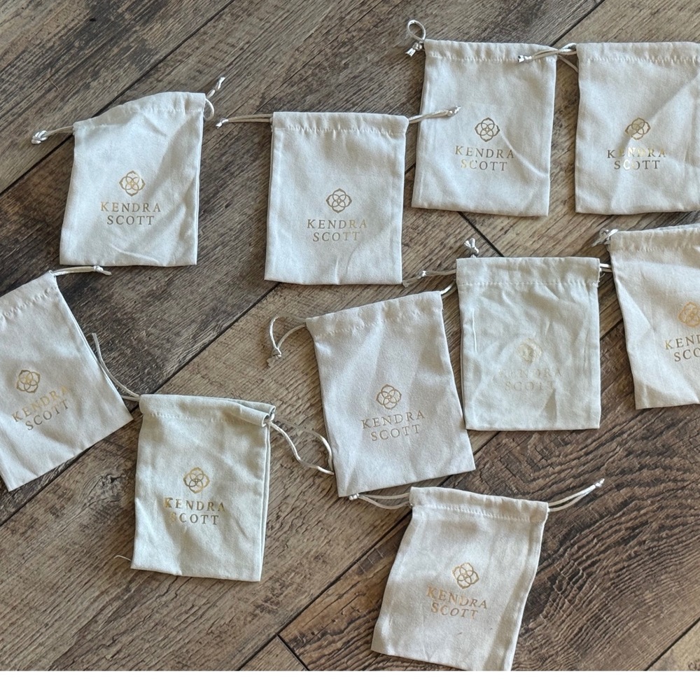 Lot of 10 Kendra Scott Jewelry Pouches‎ Cream Gold Logo Drawstring Dust Bags